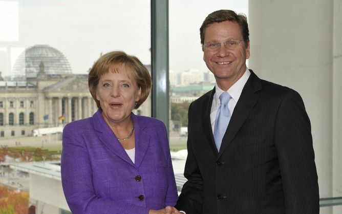 Angela Merkel en FDP-leider Westerwelle. Foto EPA