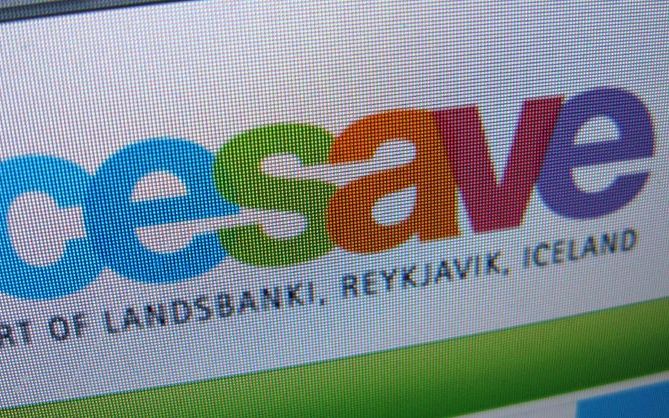 Tien banken hebben hun belangstelling getoond om de Nederlandse spaaractiviteiten van internetspaarbank Icesave over te nemen. Foto ANP