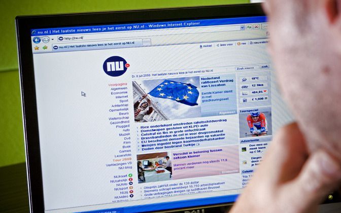 APELDOORN – De tijd die het gebruik van internet in beslag kan nemen, is een onderschat gevaar, vindt ds. A. Huijgen. Foto ANP