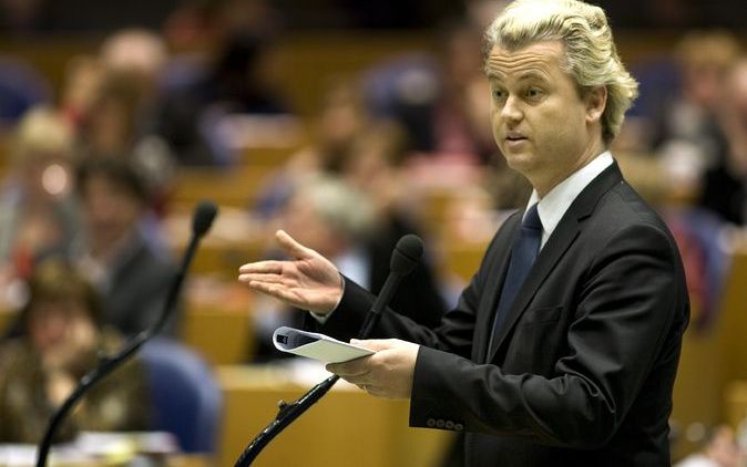 AMSTERDAM - Wilders’ boycot van het Kamerdebat over de crisismaatregelen heeft zijn Partij voor de Vrijheid geen windeieren gelegd. In de peiling van Maurice de Hond is de PVV deze week gestegen van 29 naar 32 zetels. Foto ANP