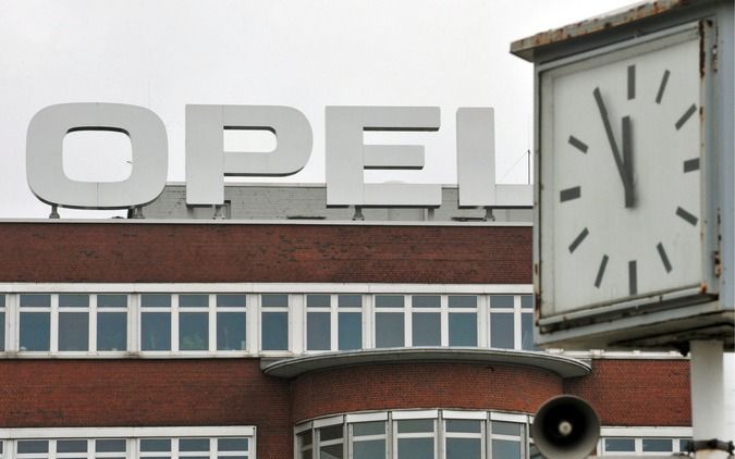 Een van de fabrieken van Opel: in Bochum, Duitsland. Foto EPA