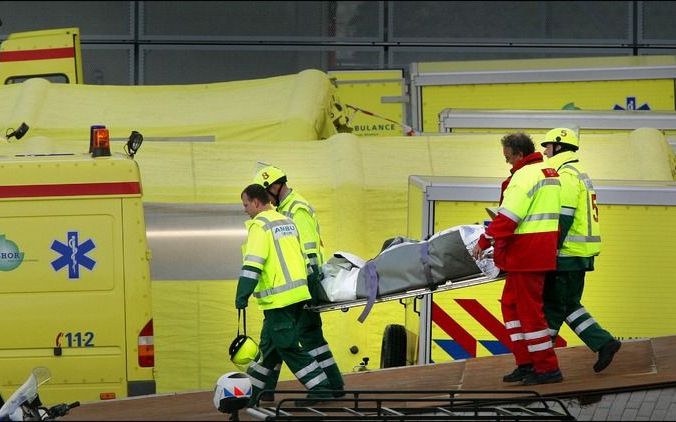 Nieuw oefenprogramma voor hulpverleningsdiensten. Foto: Hulpverleners tijdens een oefening in de HSL-tunnel. Foto ANP