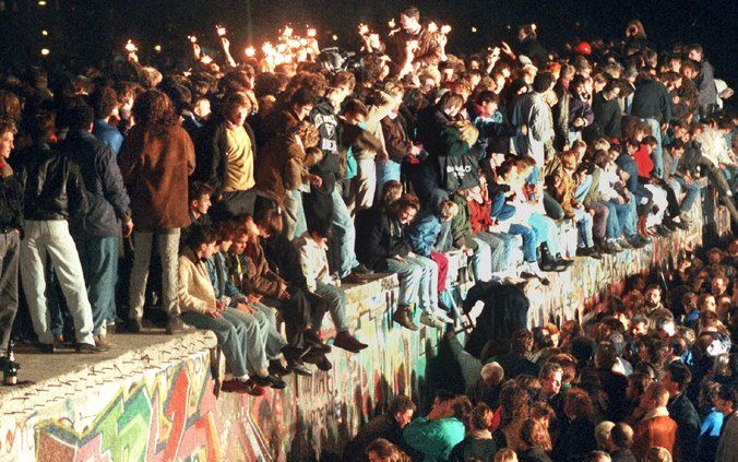 Viering van het vallen van de Muur, twintig jaar geleden. Foto EPA