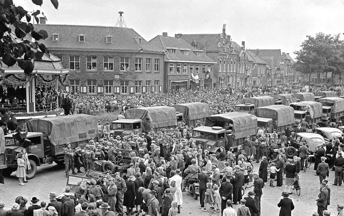 EDE – De gemeente Ede viert vrijdagavond en zaterdag de bevrijding van een groot deel van de Veluwe, nu 65 jaar geleden. In Ede, Lunteren, Otterlo en Bennekom staan bevrijdingsactiviteiten op het programma.Foto ANP