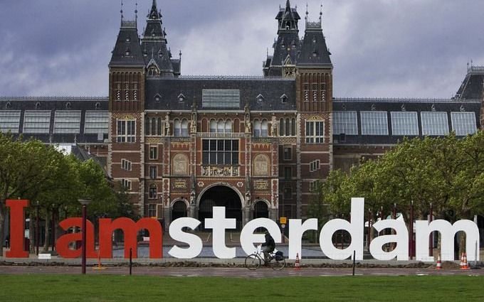 AMSTERDAM - Het Rijksmuseum gezien vanaf het Museumplein. Foto ANP