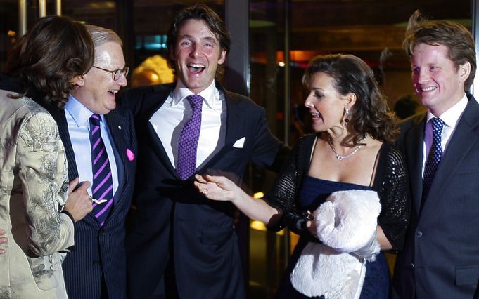 Na afloop van de verjaardag van prinses Margriet vertrekken mr. Pieter van Vollenhoven, prins Maurits, prinses Anette en prins Pieter Christiaan. Foto ANP