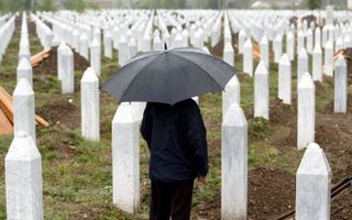 Begraafplaats van 465 Bosnische moslims in Srebrenica. Foto EPA