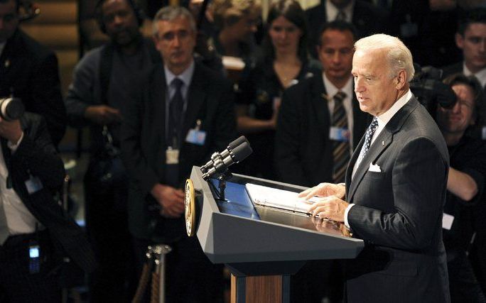 MÜNCHEN – De Verenigde Staten willen doorgaan met het bouwen van een raketschild, maar dan wel in overleg met Rusland. Dat heeft de Amerikaanse vicepresident Joe Biden zaterdag gezegd op een conferentie in München over veiligheid. Foto EPA