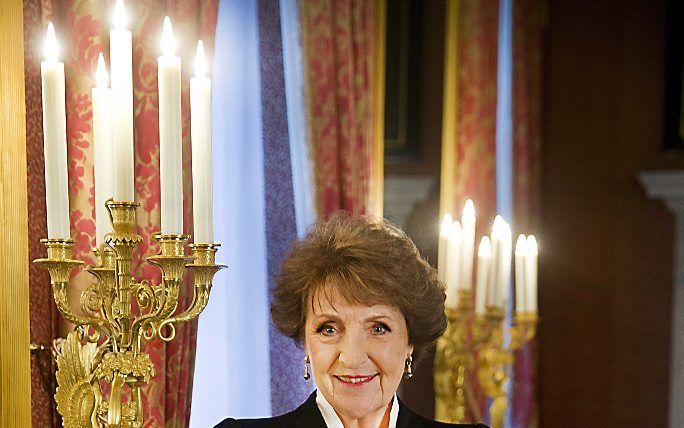 Prinses Margriet poseert in het Koninklijk Paleis in Amsterdam ter gelegenheid van haar vijfenzeventigste verjaardag. beeld ANP / RVD