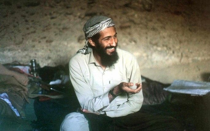 Osama bin Laden op een ongedateerde foto in Afhanistan. Foto’s uit besproken boek