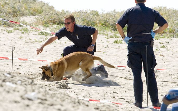 Het Openbaar Ministerie (OM) in Rotterdam heeft dinsdag het onderzoek naar het uit de hand gelopen strandfeest overgedragen aan de collega’s in Den Haag. Foto ANP