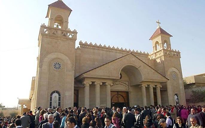 In de kathedraal van het Iraakse Kirkuk zijn afgelopen 35 islamitische en christelijke jongeren met elkaar in gesprek gegaan. Foto Asianews