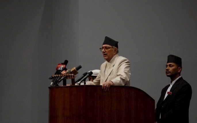 De grondwetgevende vergadering in Nepal heeft woensdag de 240 jaar oude monarchie afgeschaft. Politieke leiders waren bijeengekomen voor de historische zitting in het stadhuis van Kathmandu om de republiek uit te roepen. Foto EPA