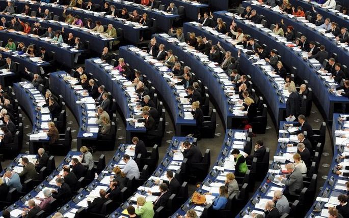 BRUSSEL - Nederlanders zijn misschien wat sceptisch over de Europese Unie, maar over de behandeling door EU-instellingen zijn Nederlanders juist erg tevreden. Bij de Europese Ombudsman komen althans weinig klachten binnen uit Nederland: slechts 78 van de 