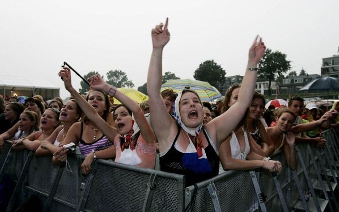 Het festival Rijnweek in Rhenen. Het college van Rhenen heeft het bezwaarschrift van de stichting Rhenen Rustig en Groen tegen het geluidsniveau tijdens het jaarlijkse Rijnweekfestival gegrond verklaard. Foto ANP