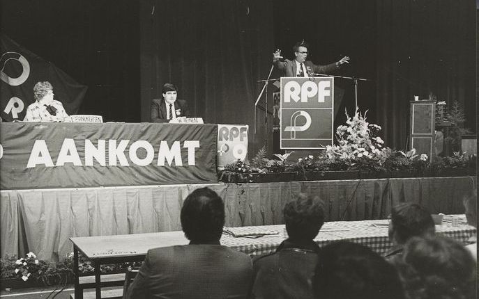 „De mannen en vrouwen van het eerste uur zouden wel van hun geloof moeten zijn afgevallen om in te stemmen met de huidige koers van de ChristenUnie.” Foto: een RPF congres in 1986. Foto RD