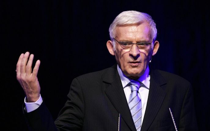 Volgens Buzek moet de nieuwe EU-president eerder een voorzitter of voorzitster worden dan een president in de traditionele betekenis van het woord. Foto EPA