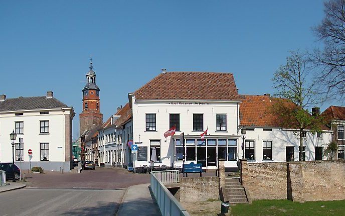 Zicht op het stadje Buren vanuit het zuiden. beeld Wikimedia, Arch