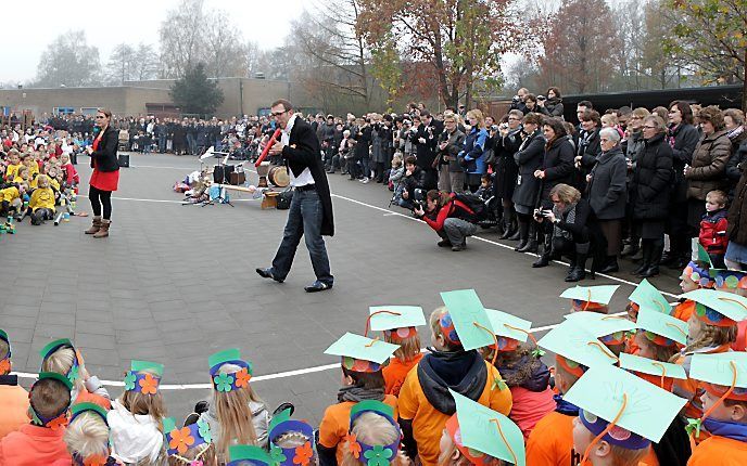 Archieffoto School met de Bijbel, Wekerom. beeld RD