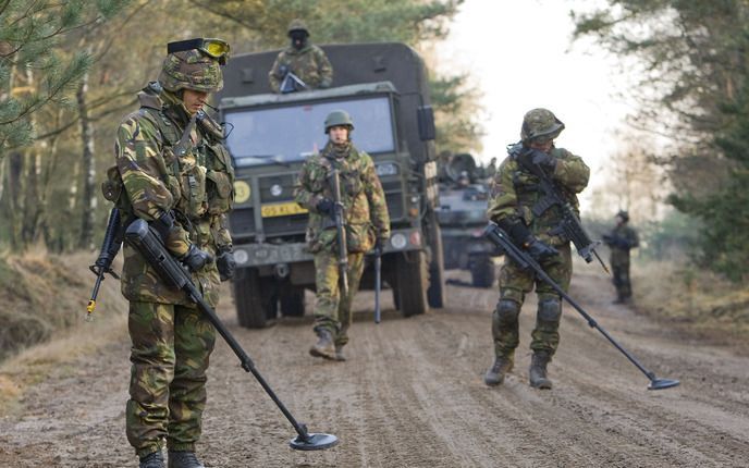 Militairen in onder meer Afghanistan krijgen binnenkort een dvd met de groeten uit Nederland. Foto ANP