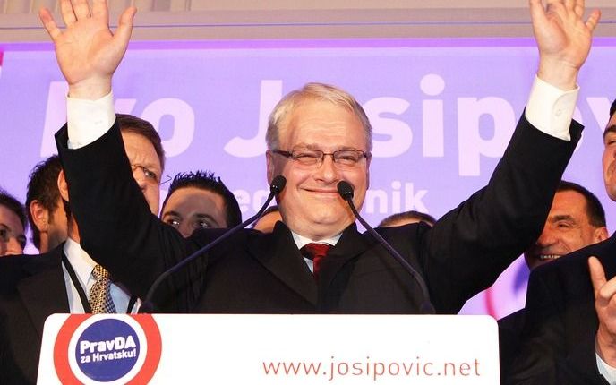 Ivo Josipovic na zijn overwinning. Foto EPA