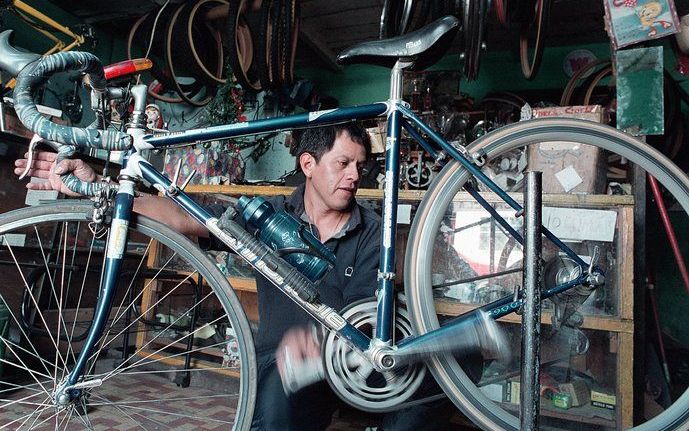 BUNNIK – De Nederlandse fietsen hebben flink te lijden gehad onder het winterweer en het strooizout. Fietsenmakers hebben de afgelopen weken veel extra aanloop in de werkplaats door de diverse defecten die vooral de pekel op de wegen heeft veroorzaakt. Fo