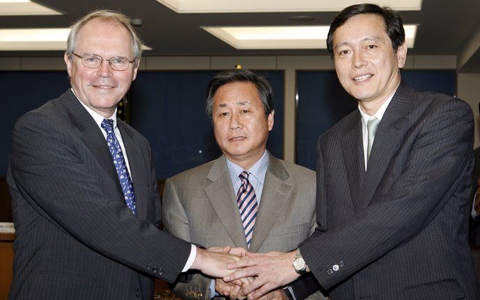 TOKIO - Onderhandelaars uit Japan, Zuid–Korea en de VS praten 19 juni 2008 in Tokio over de nucleaire ambities van Noord-Korea. Foto EPA