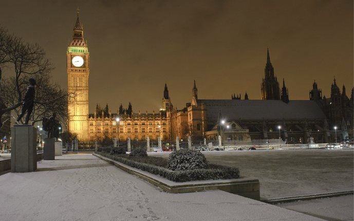 Hevige sneeuwval zondagavond in delen van Engeland en Wales. foto EPA