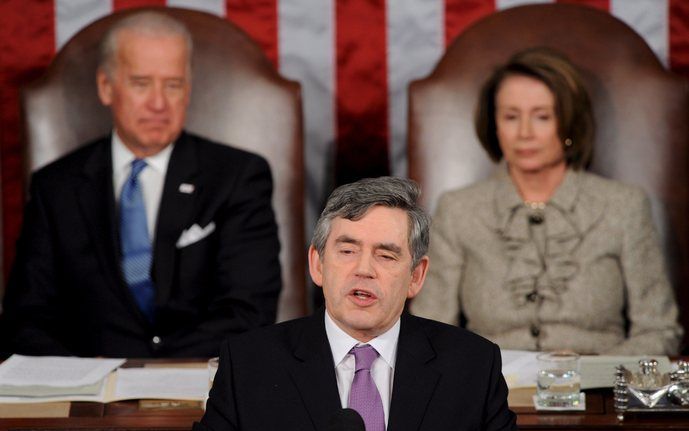 WASHINGTON - V.l.n.r. Vicepresident Joseph Biden, Premier Brown en Speaker of the House Nancy Pelosi. Foto EPA