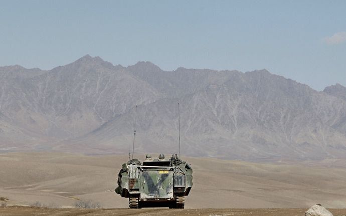 DEN HAAG – Drie Nederlandse militairen zijn zondagochtend vroeg in de Zuid-Afghaanse provincie Uruzgan gewond geraakt, van wie één ernstig. Foto ANP