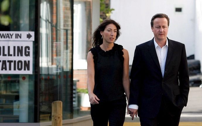 David Cameron met zijn vrouw Samantha. Foto EPA