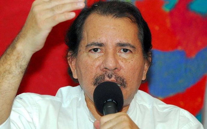 MANAGUA - De Nicaraguaanse president Daniel Ortega heeft donderdag aangekondigd de diplomatieke band met Colombia te verbreken. Nicaragua protesteert daarmee tegen de aanval van het Colombiaanse leger op de FARC in Ecuador, zei Ortega. Foto EPA