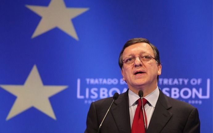 BRUSSEL - De Portugees José Manuel Barroso is begonnen aan een tweede termijn als voorzitter van de Europese Commissie. Foto EPA