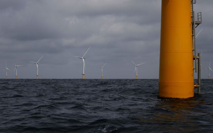 In de Europese zeeën tussen de Baltische staten tot Noord-Afrika moet een enorm netwerk van stroomkabels komen. De kabels moeten grote windmolenparken op zee mogelijk maken, evenals invoer van stroom uit toekomstige megazonnepanelen in Noord-Afrika. Foto 