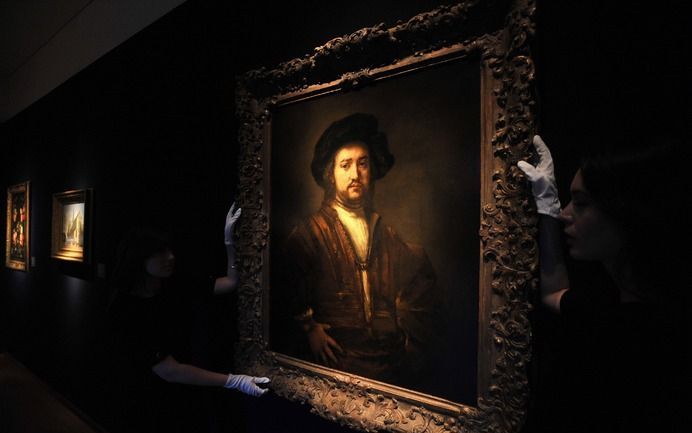 NEW YORK - Schilderij van Rembrandt bracht 22 miljoen op. Foto EPA