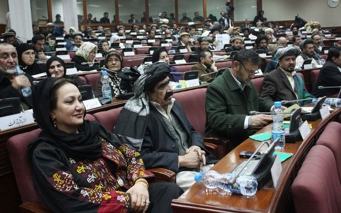 Het Afghaanse parlement heeft zaterdag al vijf ministerskandidaten van president Hamid Karzai afgewezen. Foto EPA