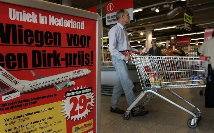 DEVENTER - Supermarktketen Dirk van den Broek gaat proberen zijn vestiging aan het Broederenplein in de binnenstad van Deventer op zondag opengesteld te krijgen. Foto ANP