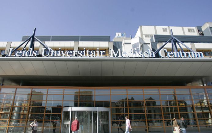 Artsen van het Leids Universitair Medisch Centrum (LUMC) en onderzoekers van de faculteit wis– en natuurkunde van de Universiteit Leiden hebben het collageen in de vaatwand van aneurysmalijders onderzocht. Foto ANP