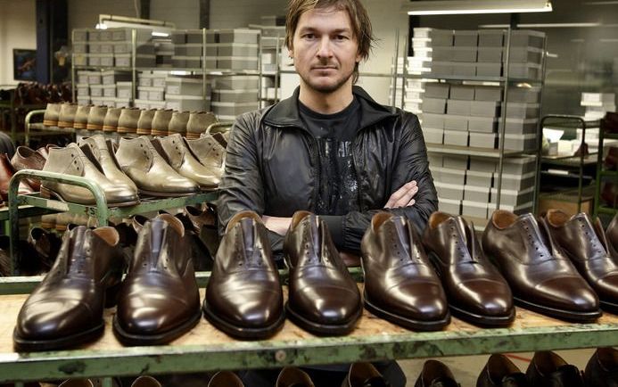 Acteur Astrolabium ketting Negende generatie Van Bommel begint in schoenfabriek