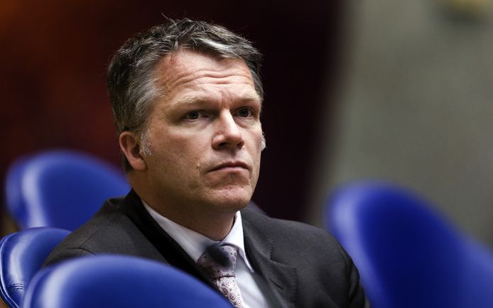 Minister Bos denkt dat de economische crisis nog niet voorbij is. Foto ANP