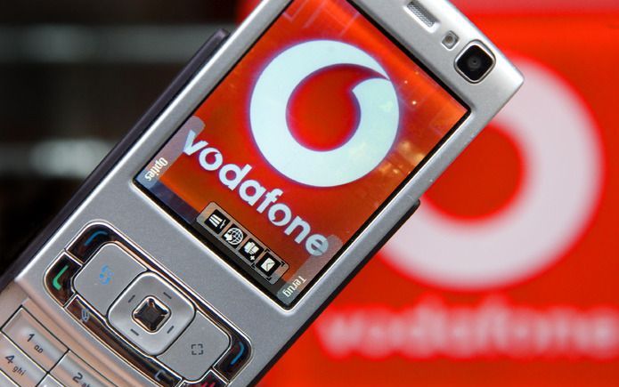 AMSTERDAM – Telecomaanbieder Vodafone stapt uit de strijd om de beller die op zoek is naar telefoonnummers. Foto ANP