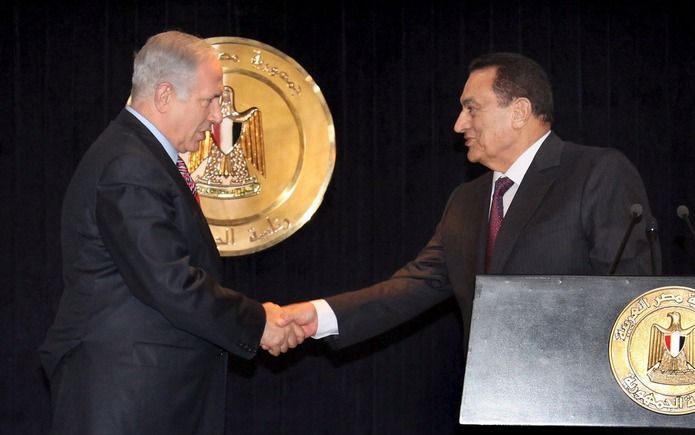 SHARM EL–SHEIKH – De Israëlische premier Benjamin Netanyahu hoopt dat het vredesoverleg met de Palestijnen „in de komende weken” hervat kan worden. Foto EPA