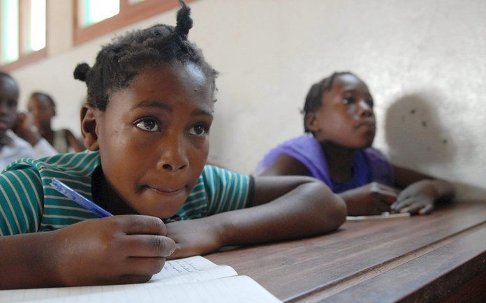 MAPUTO – Basisschool bij de Mozambikaanse hoofdstad Maputo. Foto EPA