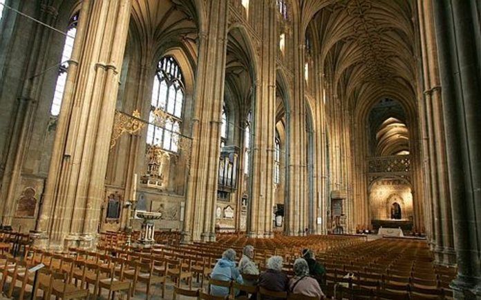 Interieur kathedraal van Canterbury - Foto RD, Anton Dommerholt