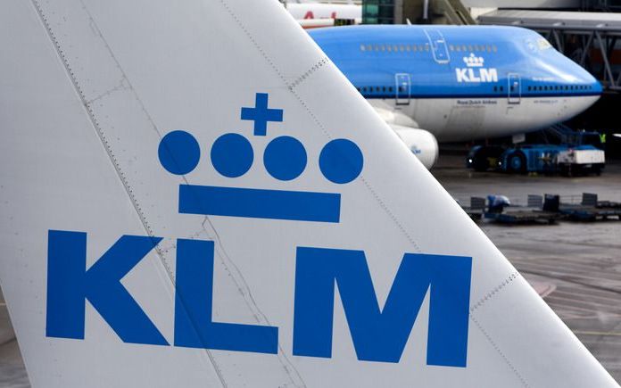 AMSTERDAM – KLM start volgend jaar op Schiphol een proef waarbij maaltijdafval wordt omgezet in stroom. Dat schrijft De Telegraaf dinsdag. Foto ANP