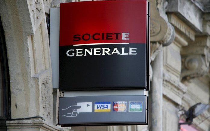 De Franse bank Crédit Agricole heeft externe deskundigen gevraagd de mogelijkheden voor een overname van de in problemen geraakte branchegenoot Société Générale te bestuderen. Foto EPA