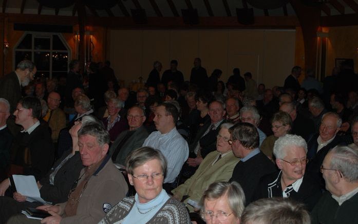 ZWOLLE – De Vijfhoek maakt zich zorgen over de koers van de Gereformeerde Kerken vrijgemaakt. De groep presenteerde donderdag in Zwolle een visiedocument. Foto RD