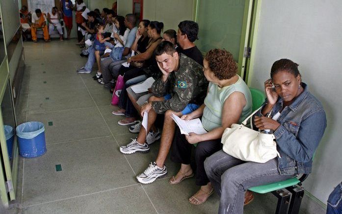 RIO DE JANEIRO – Het Braziliaanse leger zet 1700 militairen in tegen de dengue–epidemie in de deelstaat Rio de Janeiro. Dat heeft het ministerie van Defensie donderdag laten weten, aldus Braziliaanse media. Foto EPA