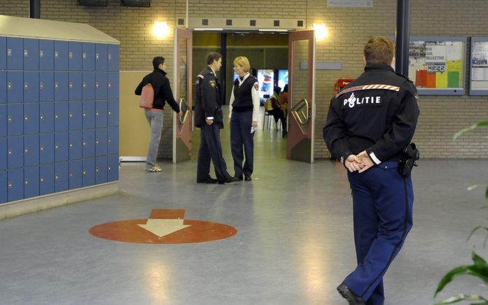 De 19-jarige M.Y. uit Breda had een week eerder ruzie gehad met het 16-jarige slachtoffer uit Oosterhout. Op 28 januari raakten de twee in gevecht, waarbij Y. zijn slachtoffer met een vlindermes in de rug en een wang stak. De steekpartij had een grote imp