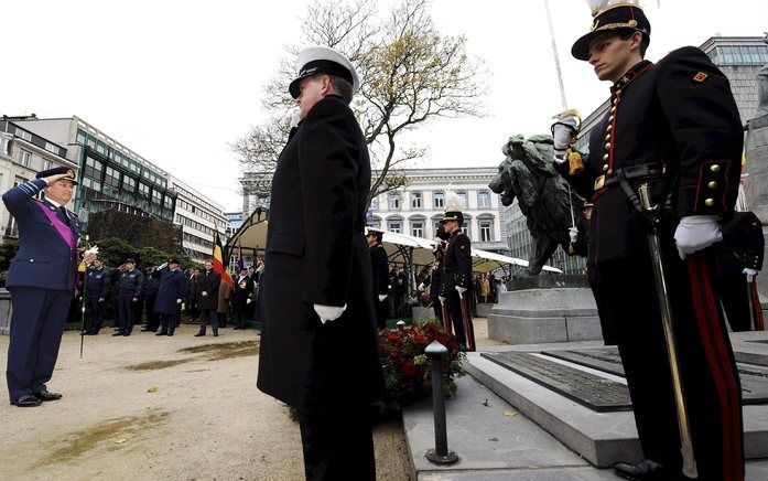 In het Belgische Ieper hebben dinsdag duizenden mensen het einde van de Eerste Wereldoorlog herdacht. Foto EPA